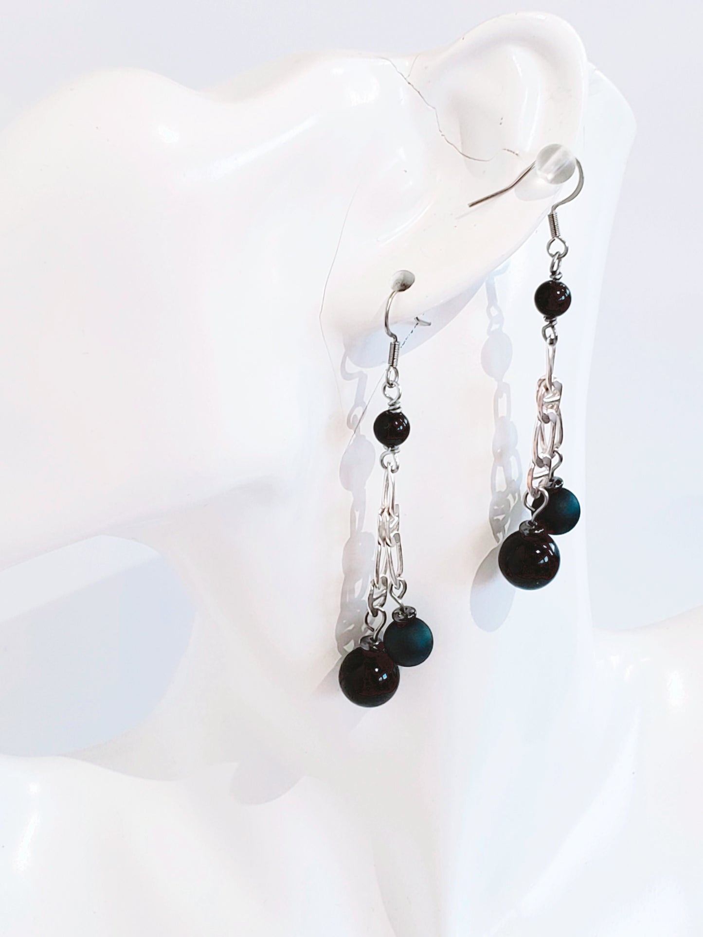 Aretes largo con Piedra Jasper Negra y Agate Azul