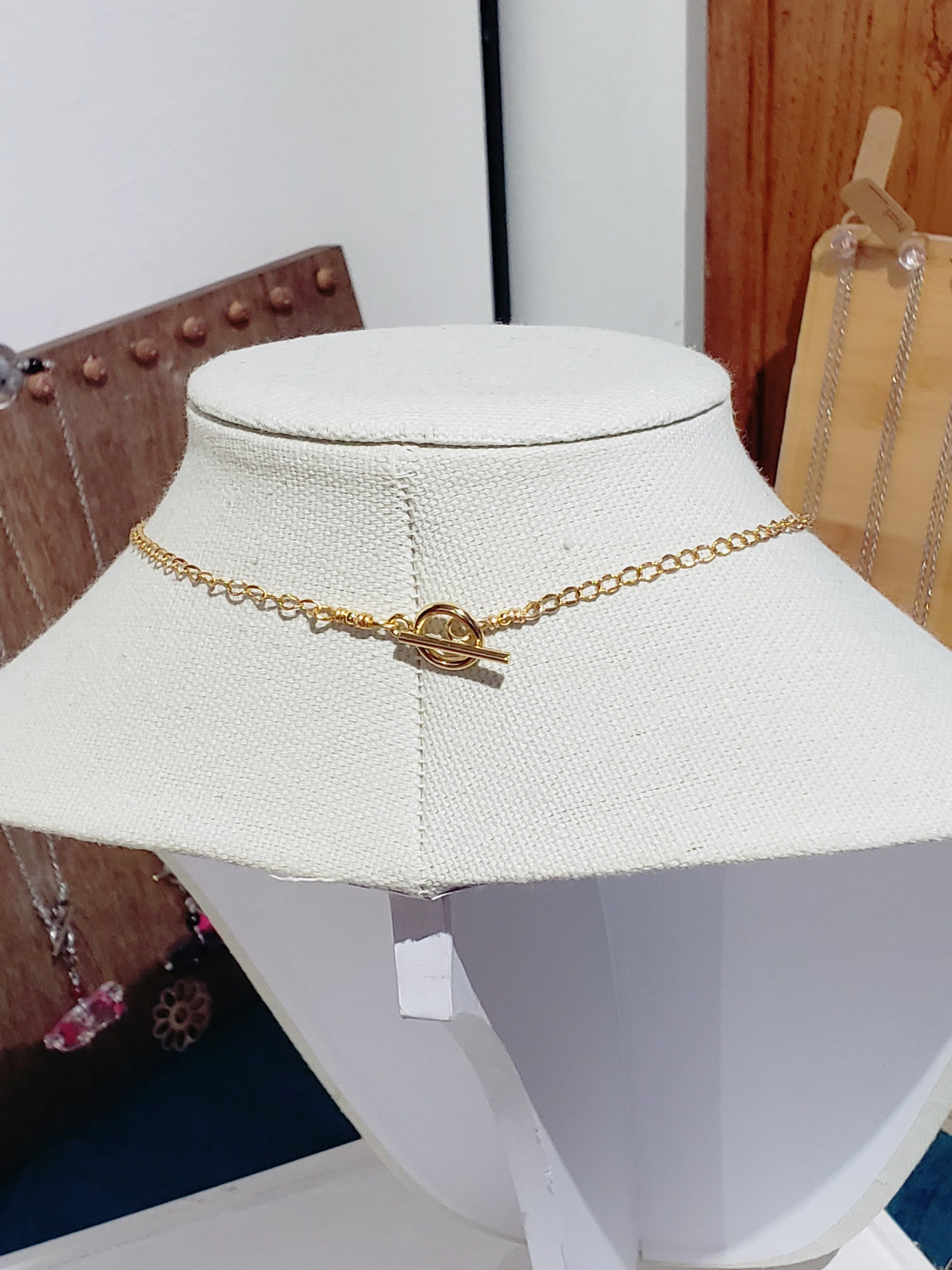 Dos estilo en Un mismo Collar, Collar en Acero Inoxidable con Dije con Mapa De P.R. en Resina con Flores secas  y otro dije en Resina con Flor seca color rosa - K.Beloved LLC