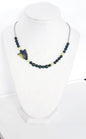 Collar de Jade verde oliva y Cuarzo Verde Oscuro con una Mariposa en Piedra - K.Beloved LLC