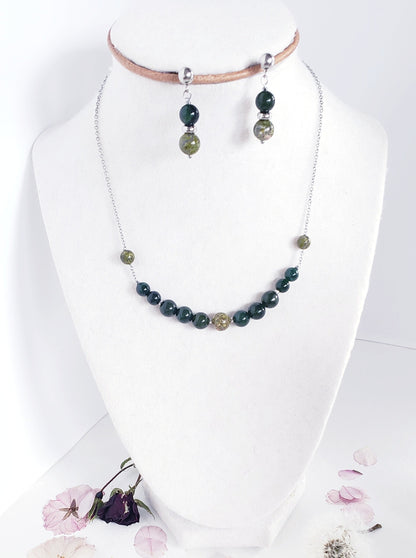 Delicado Collar y Aretes en Acero Inoxidable con Delicadas Piedras en Cuarzo Verde - K.Beloved LLC