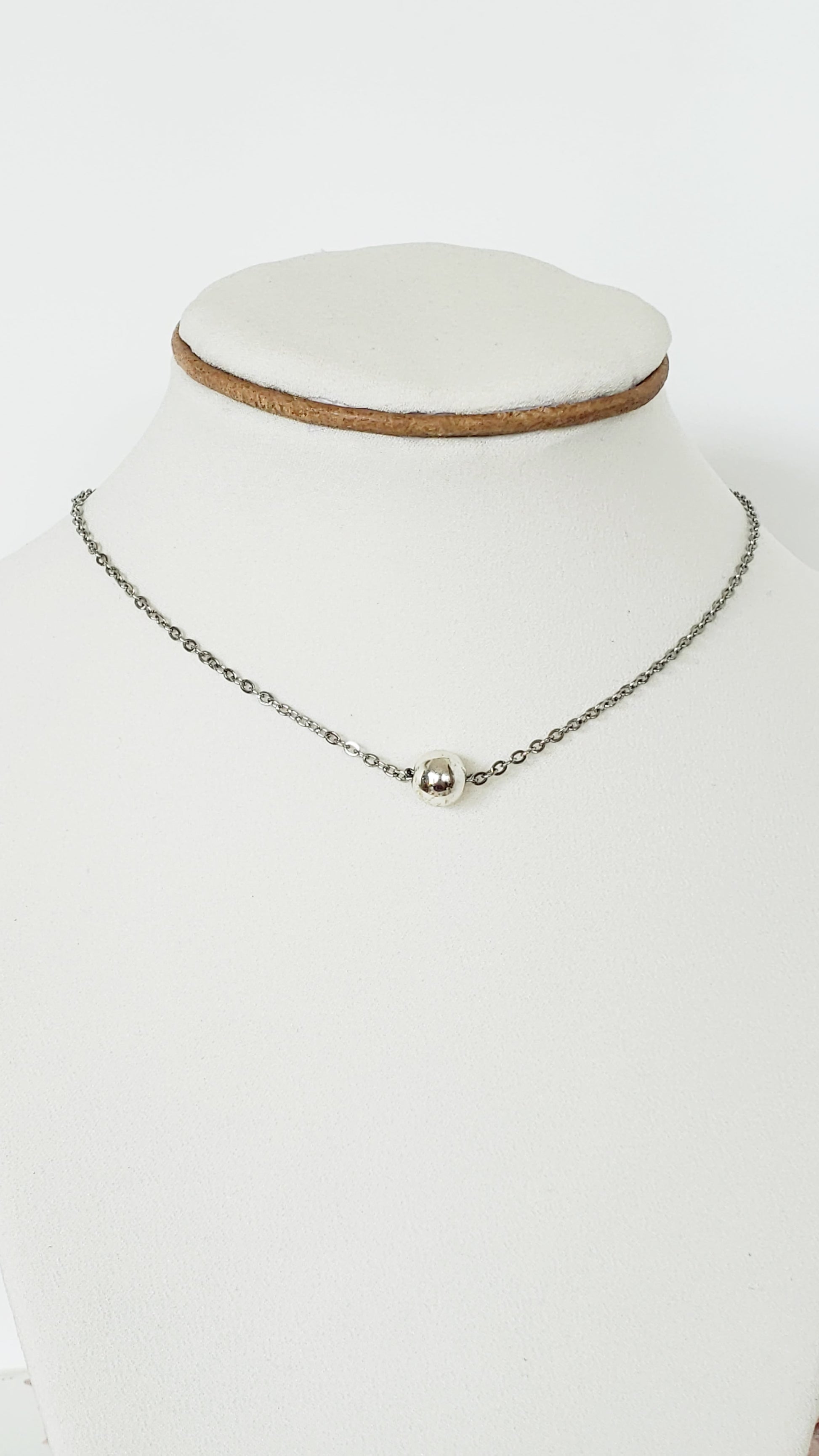 Collar en Acero Inoxidable con Dijes desmontables del Mapa De P.R. en Resina color  Durazno - K.Beloved LLC