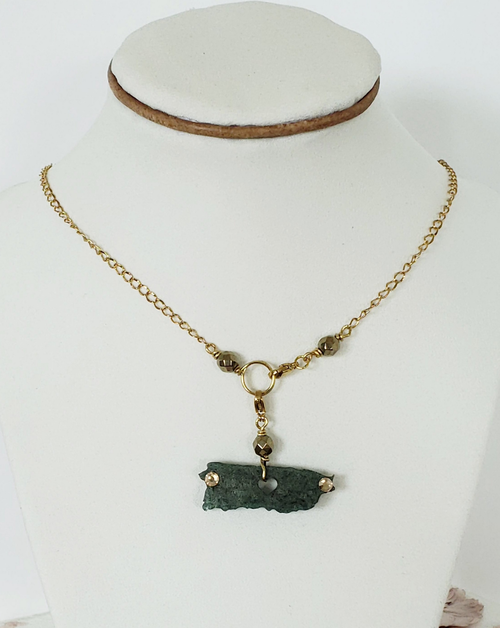 Collar en Acero Inoxidable con Dijes desmontables del Mapa De P.R. en Resina color Verde - K.Beloved LLC