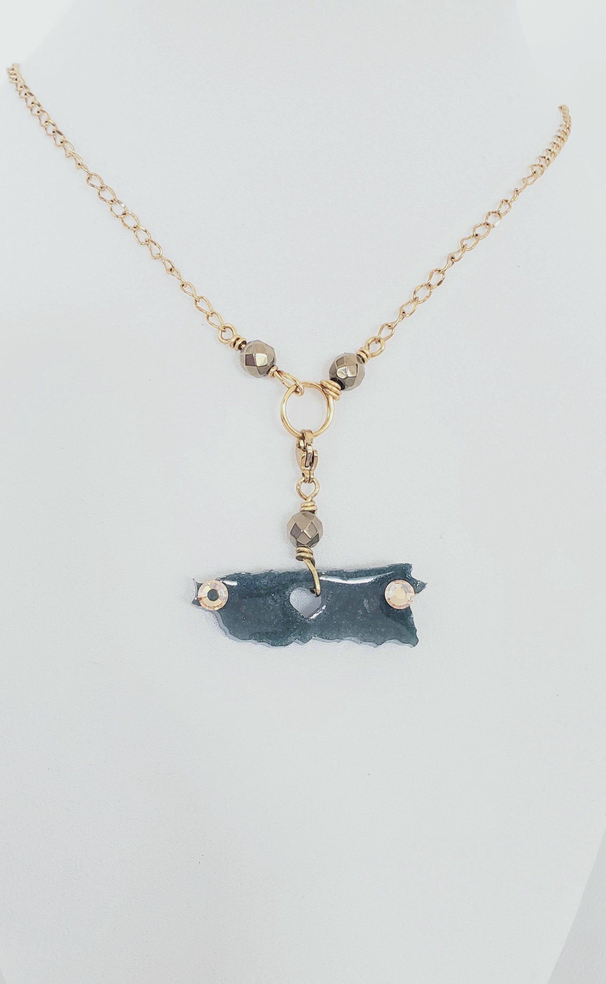 Collar en Acero Inoxidable con Dijes desmontables del Mapa De P.R. en Resina color Verde - K.Beloved LLC