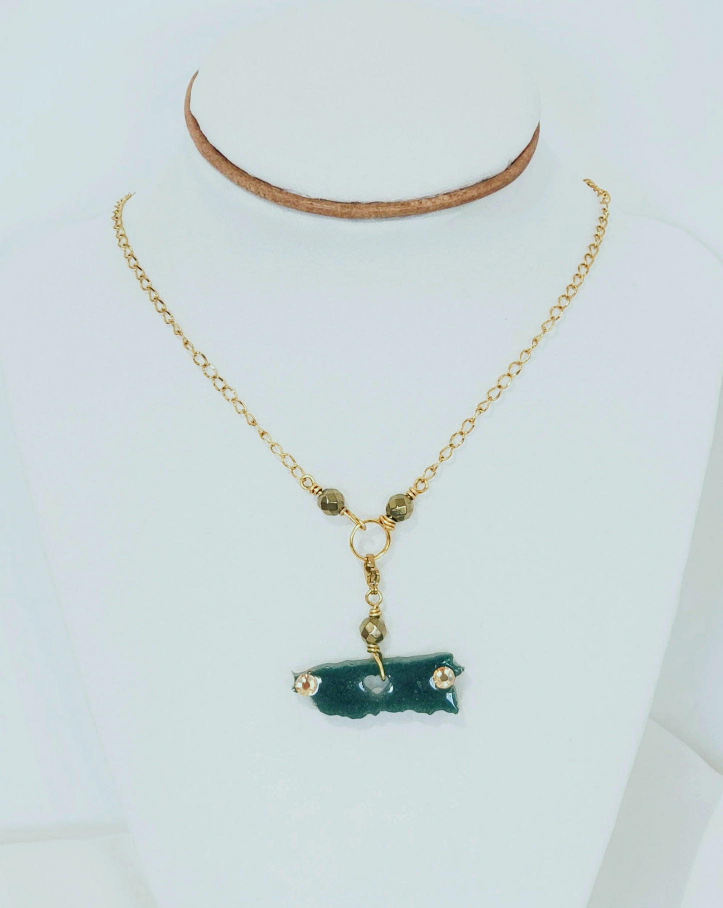 Collar en Acero Inoxidable con Dijes desmontables del Mapa De P.R. en Resina color Verde - K.Beloved LLC