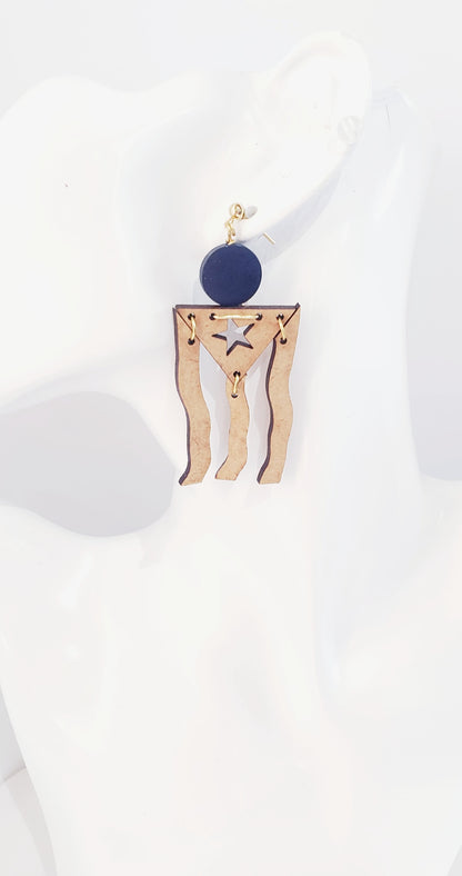 Pendientes de Madera con un Toque en Azul  de la Bandera de Puertoriqueña - K.Beloved LLC