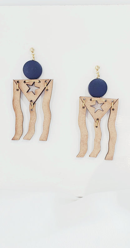 Pendientes de Madera con un Toque en Azul  de la Bandera de Puertoriqueña - K.Beloved LLC