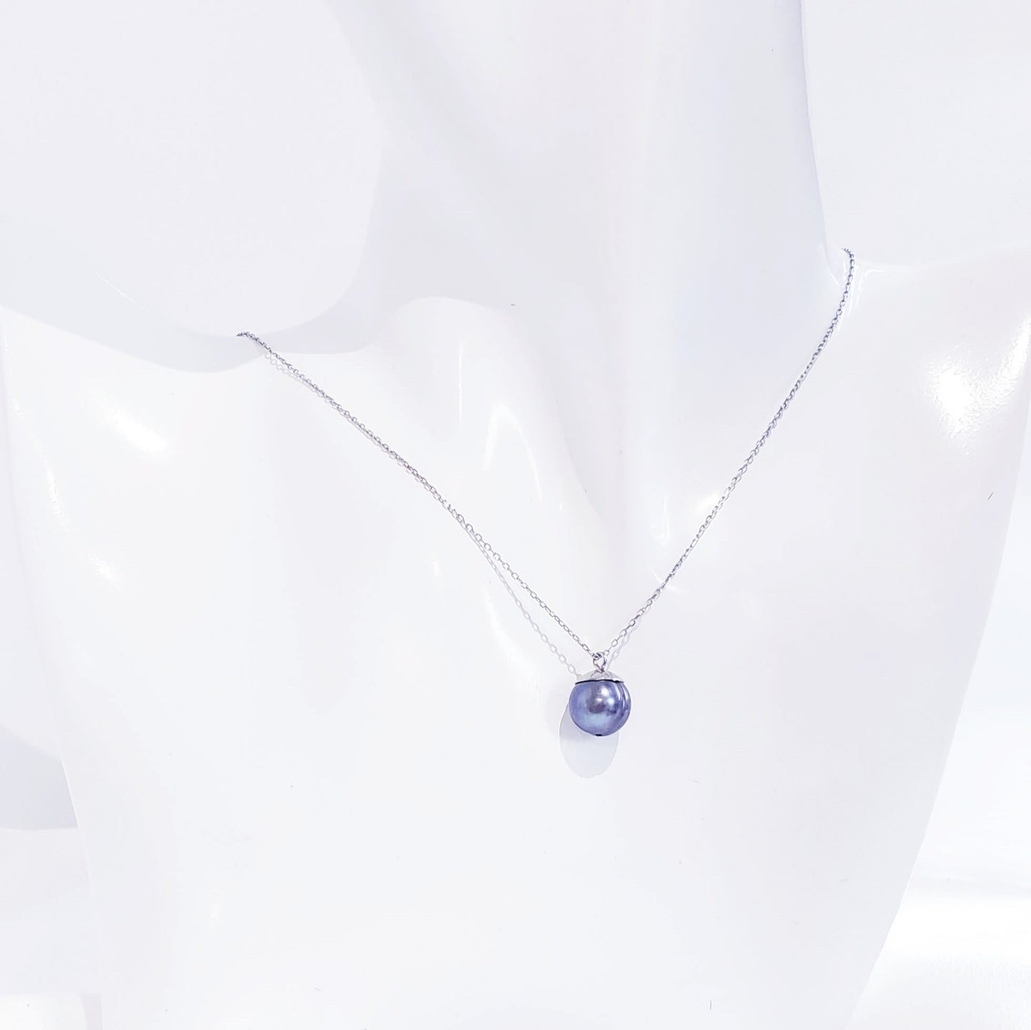 Delicado Collar en Plata 925 con una Hermosa y Delicada Perla de Tahiti Genuina - K.Beloved LLC