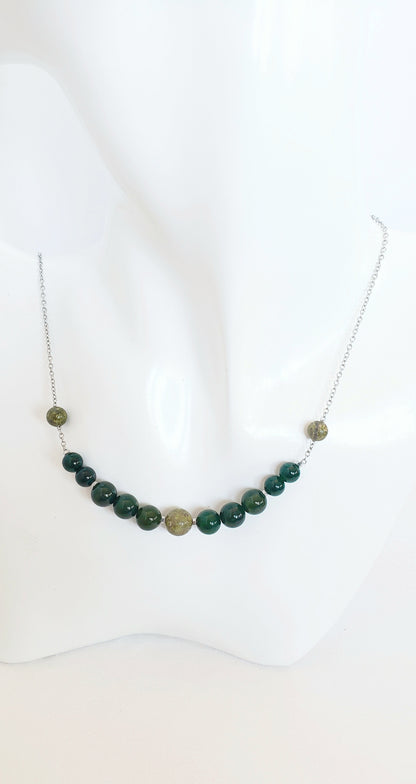 Delicado Collar y Aretes en Acero Inoxidable con Delicadas Piedras en Cuarzo Verde - K.Beloved LLC