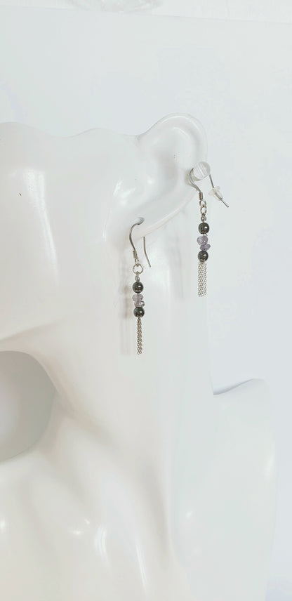 Dale un toque Delicado a tu Estilo con este hermoso Collar Combinado con sus Aretes en Plata 925 y delicada Piedra Iolite - K.Beloved LLC