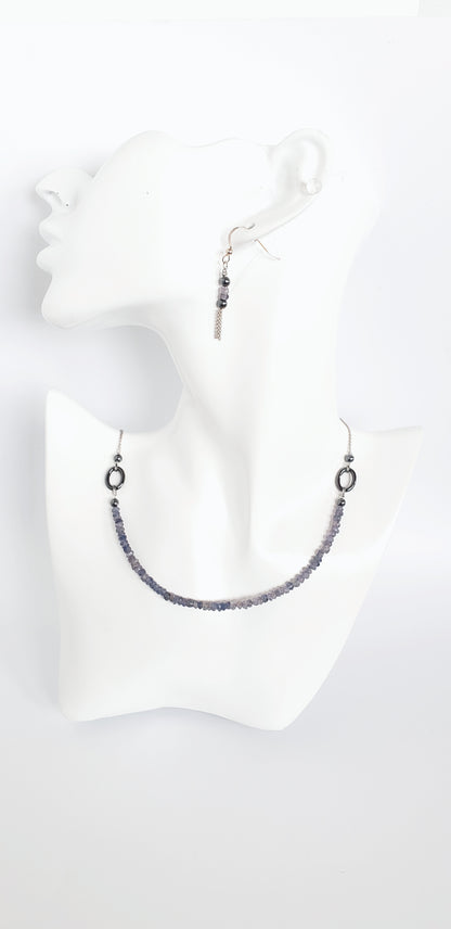 Dale un toque Delicado a tu Estilo con este hermoso Collar Combinado con sus Aretes en Plata 925 y delicada Piedra Iolite - K.Beloved LLC