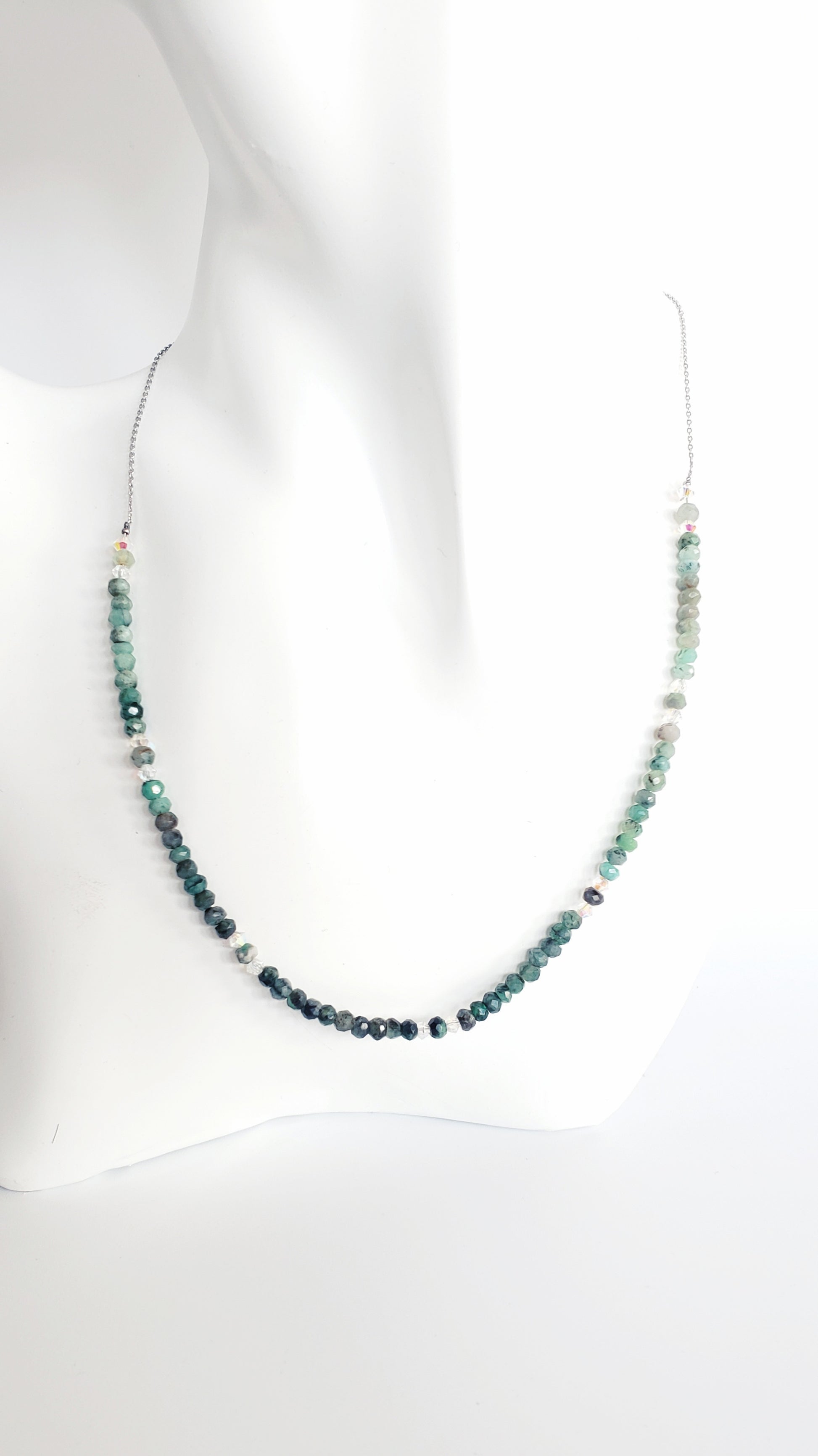 Elegancia Natural: Collar y Aretes en Plata 925 con Esmeraldas Genuinas - K.Beloved LLC