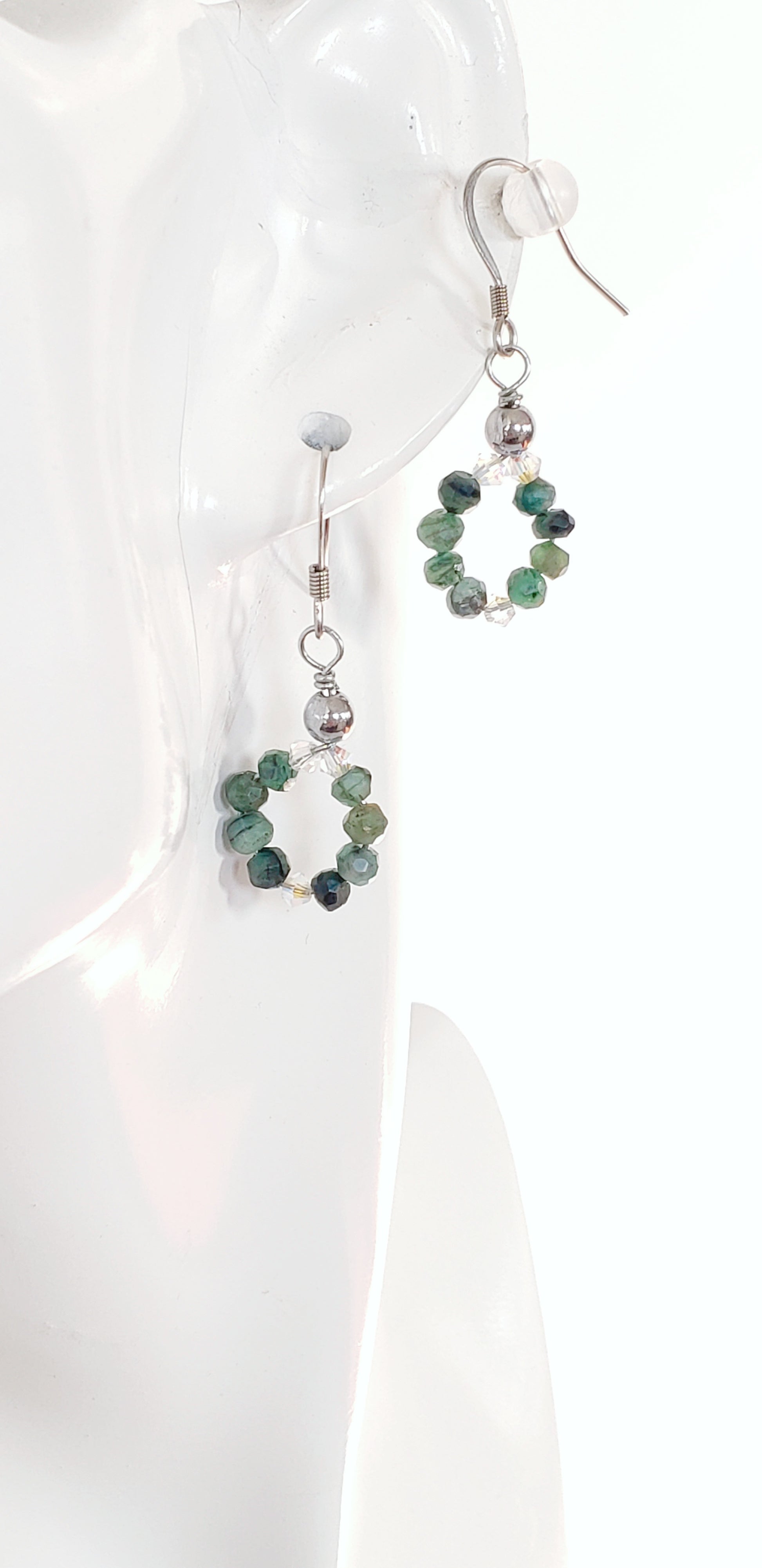 Elegancia Natural: Collar y Aretes en Plata 925 con Esmeraldas Genuinas - K.Beloved LLC