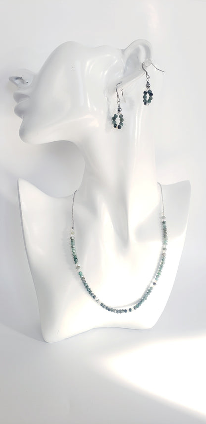 Elegancia Natural: Collar y Aretes en Plata 925 con Esmeraldas Genuinas - K.Beloved LLC