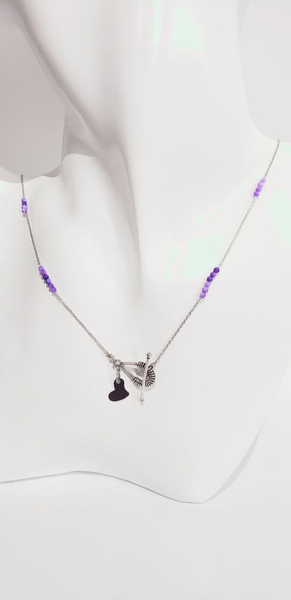 Collar de Plata 925 ,elaborado con Concha de Nácar  Genuino,un Colgante Capiz. El cierre en forma de lágrima de Plata 925 ,en Combinación con unos Pendientes Delicado - K.Beloved LLC
