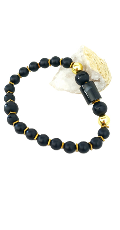 Esta pulsera impresionante combina piedras de gran significado, ideal para hombres que buscan proyectar confianza, estilo y fortaleza en cada detalle. - K.Beloved LLC