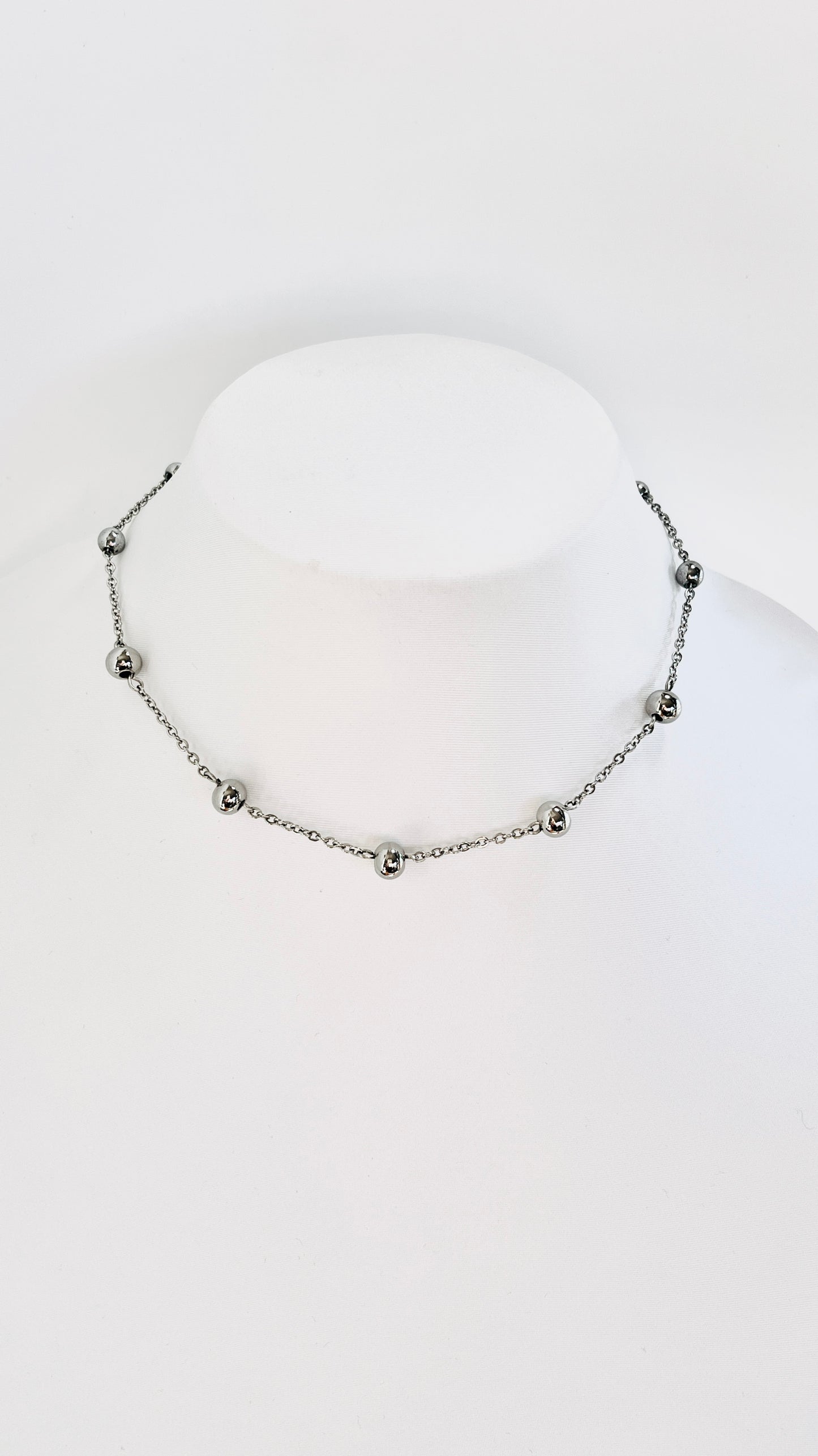 Elegancia que se Lleva en la Espalda: Collar en Acero Inoxidable para Escotes Únicos - K.Beloved LLC