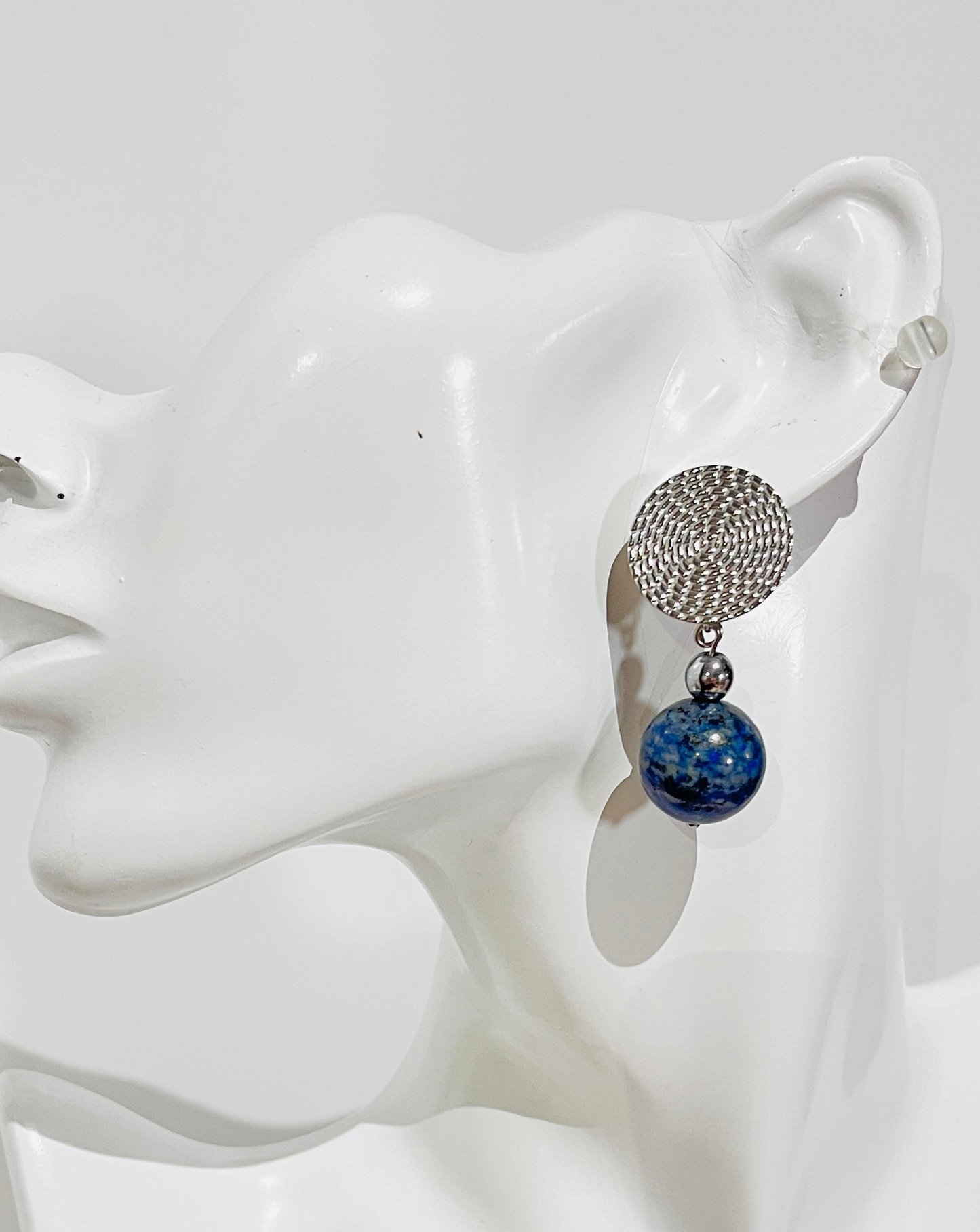 Aretes Bohemio redondo en Acero Inoxidable con Piedra lapis Lazuli - K.Beloved LLC